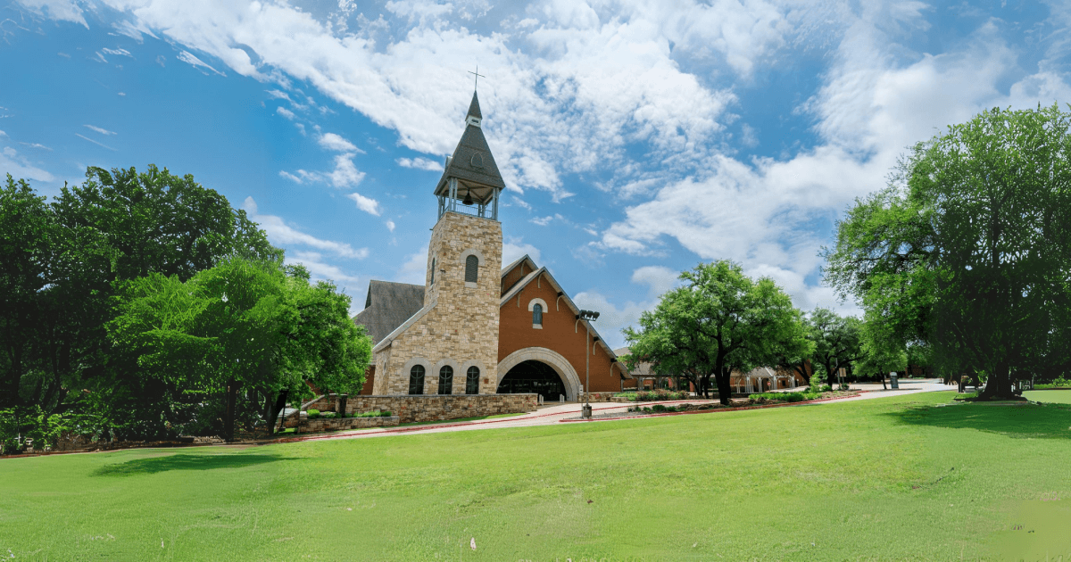 First Baptist Church of Georgetown, Texas exterior